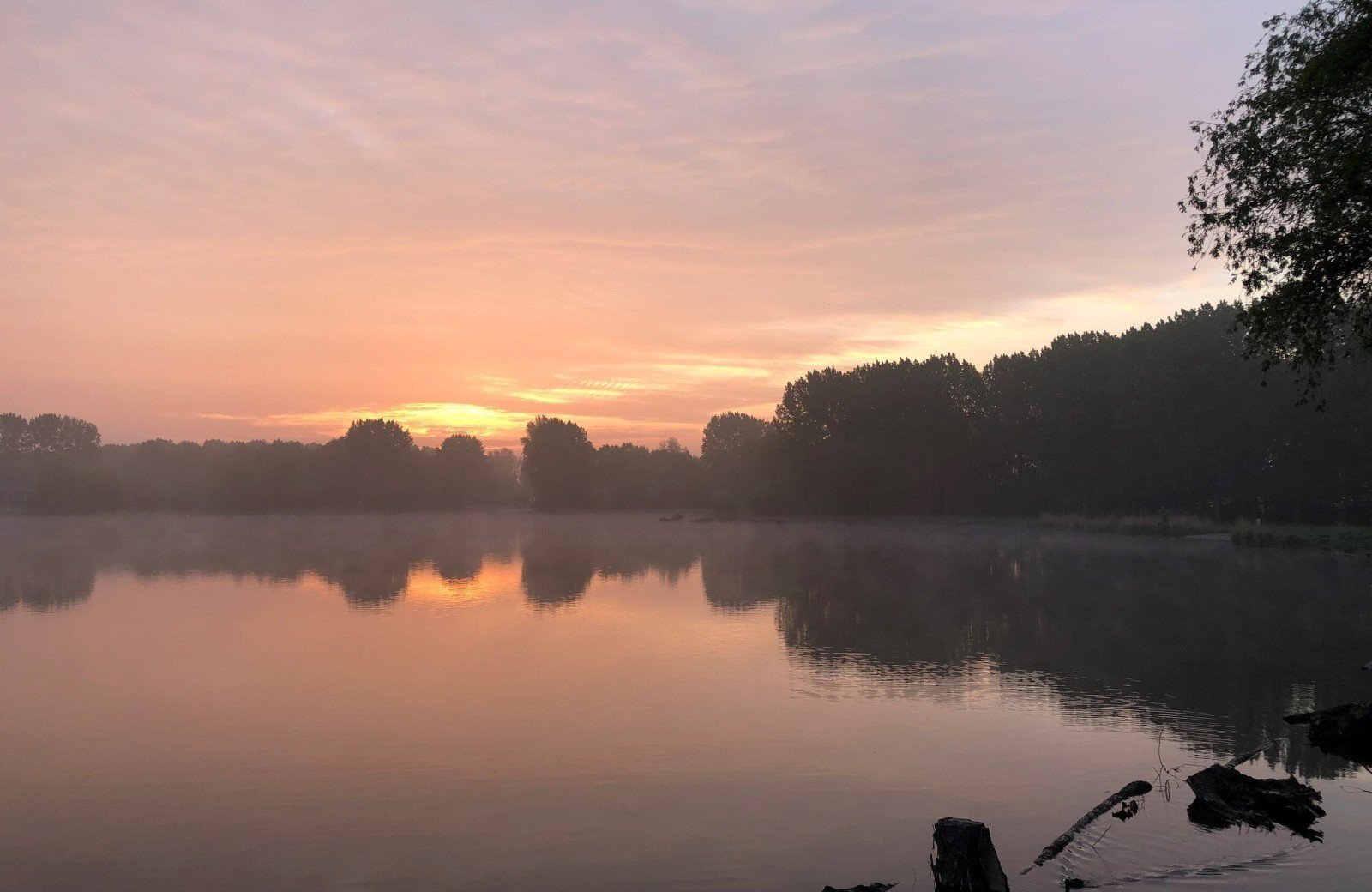 Zonsopgang over meer3