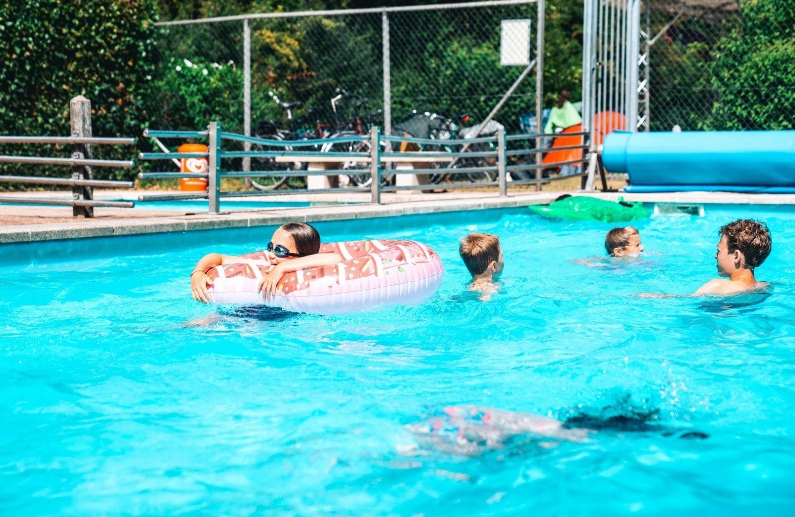 Zwembad delftse hout 1