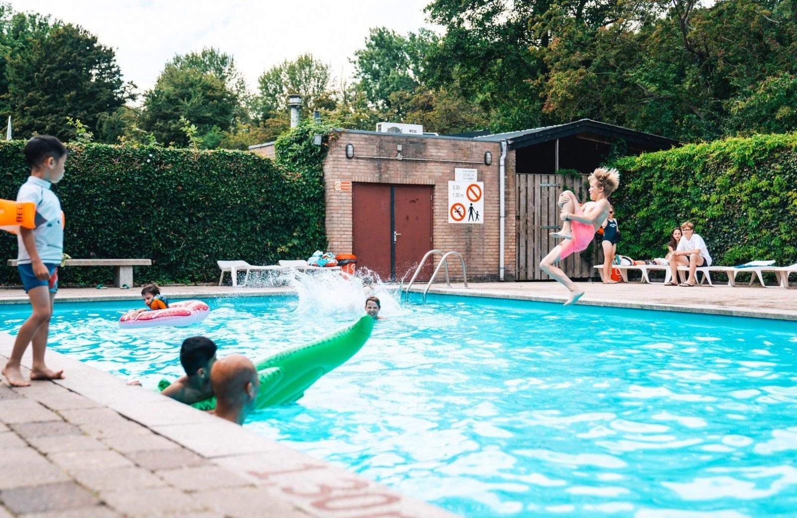 Zwembad delftse hout 5